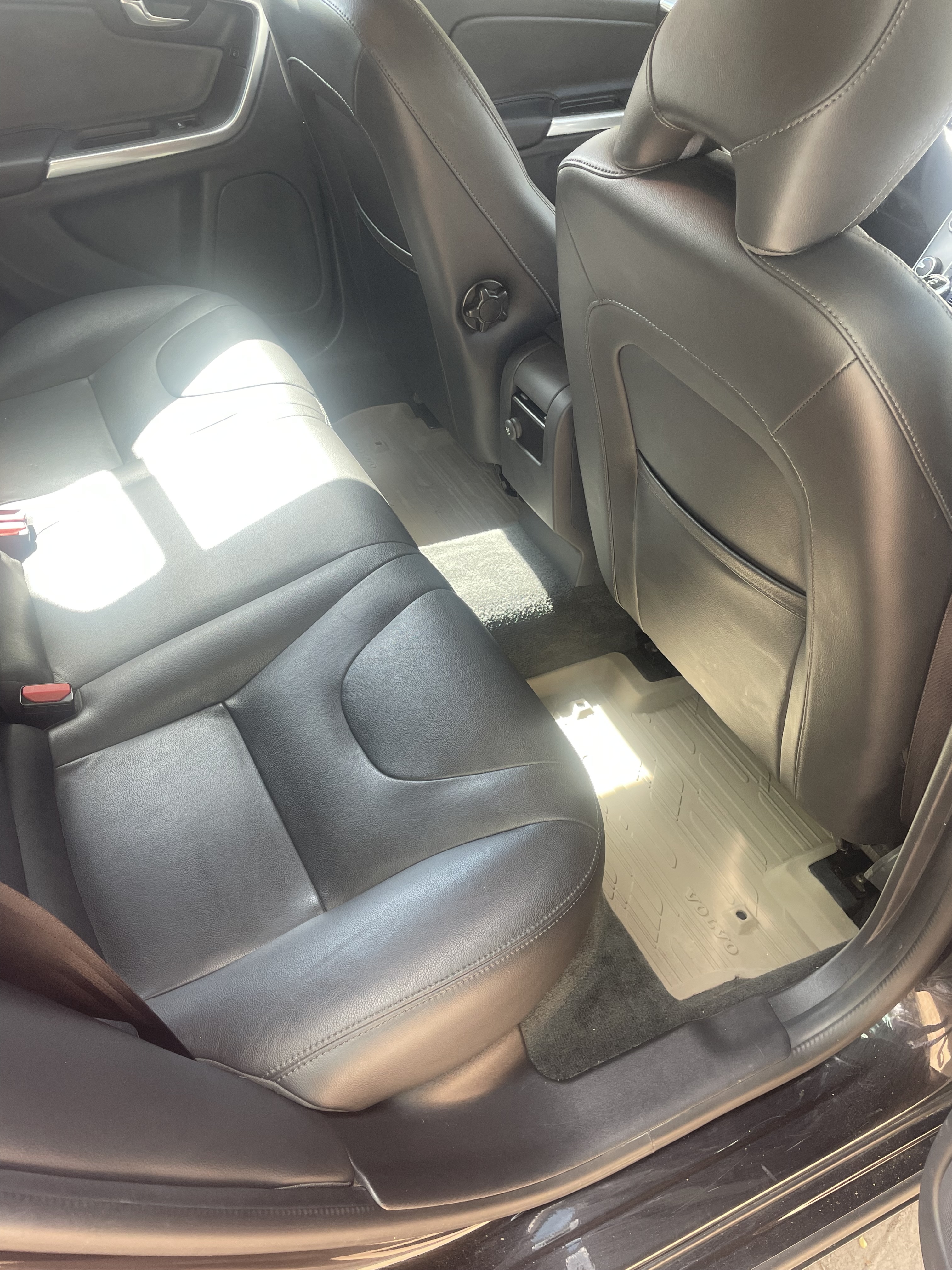 Used 2015 Volvo V60 T5 Premier FWD image 13