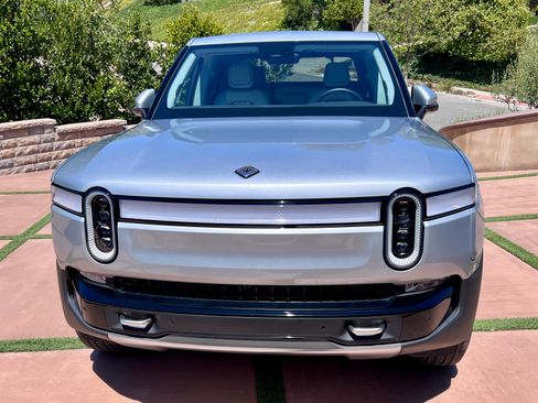 Used 2024 Rivian R1T Adventure AWD/4WD image 4