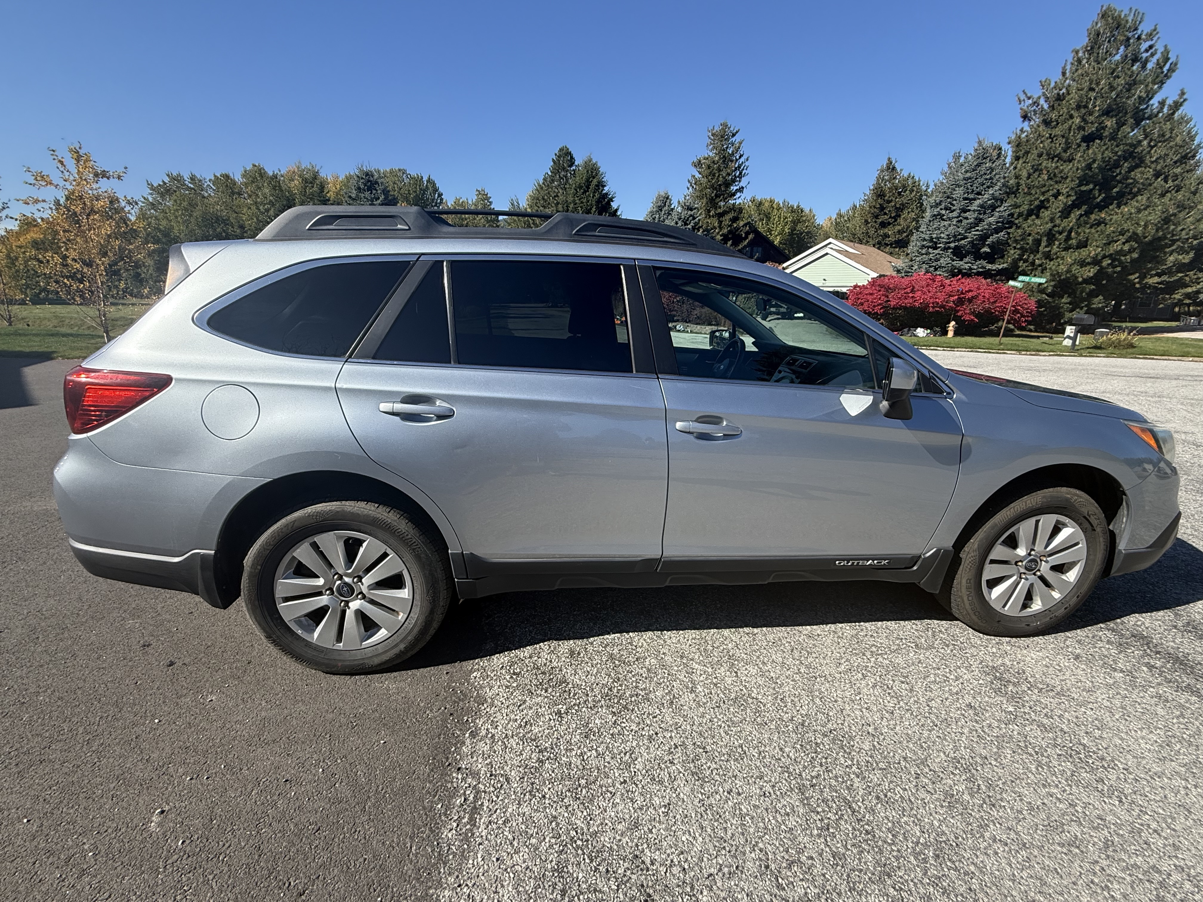 Used 2015 Subaru Outback 2.5i Premium w/ Protection Package #1 AWD/4WD image 1