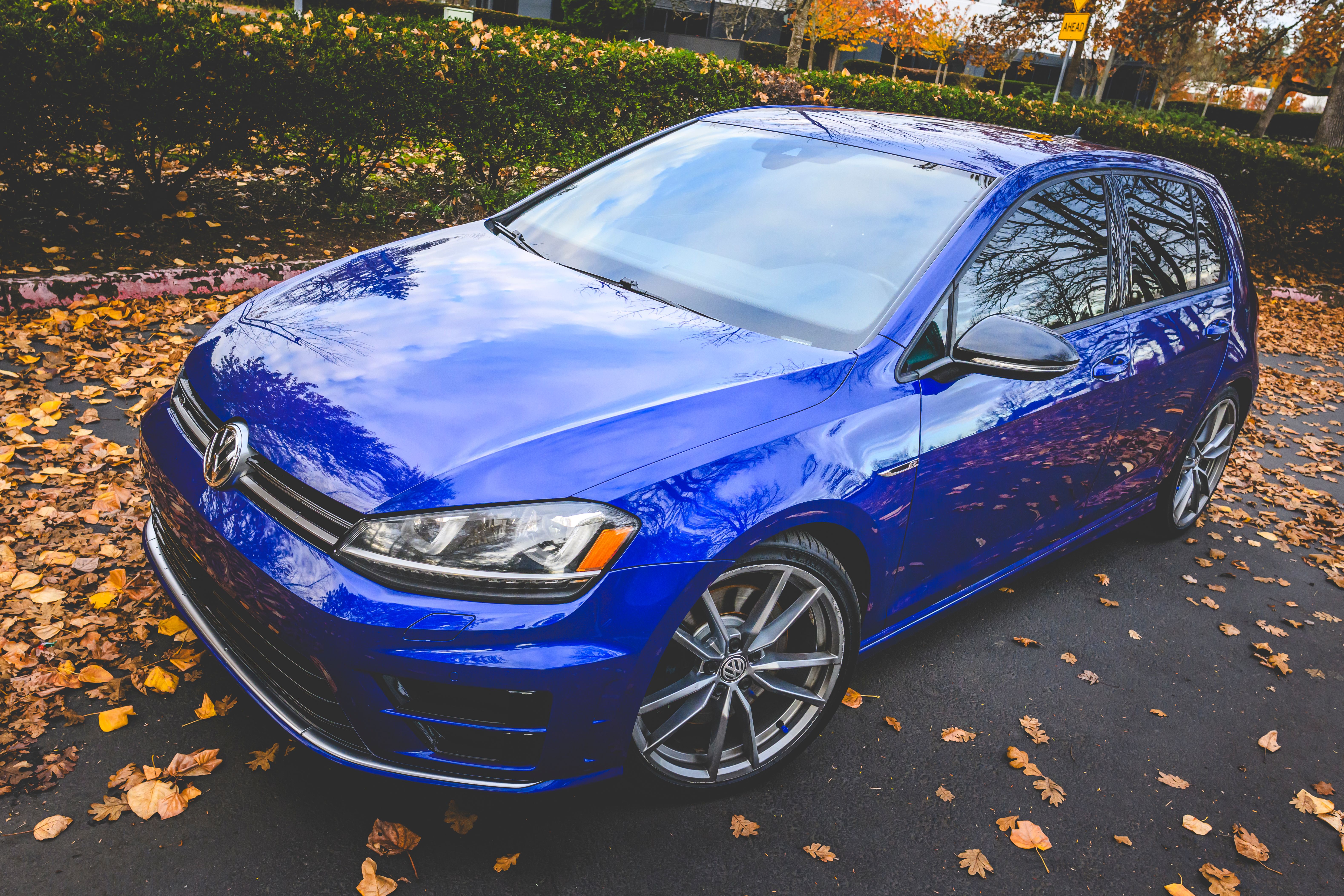 Used 2017 Volkswagen Golf R 4-Door AWD/4WD image 7