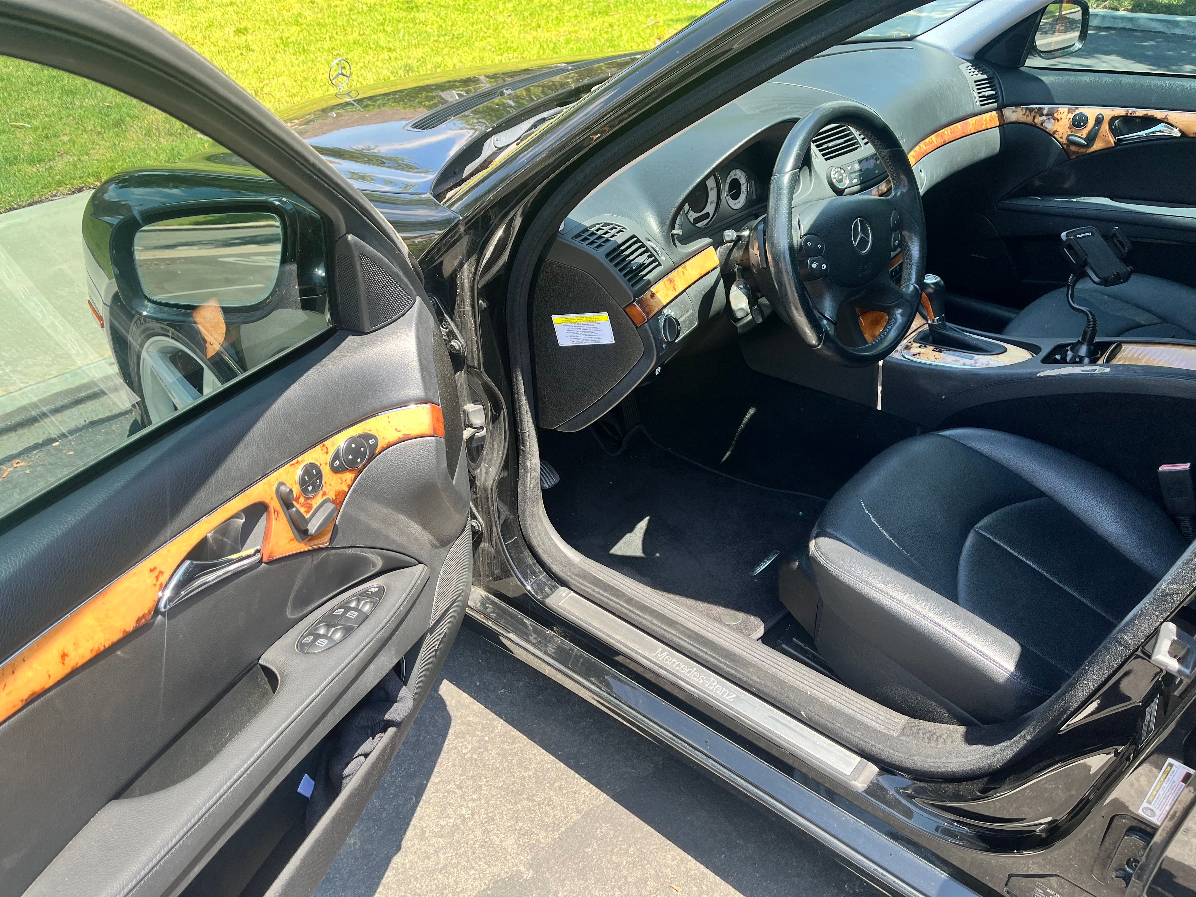 Used 2009 Mercedes-Benz E 350 Sedan image 9