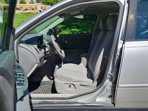 Used 2008 Chevrolet Malibu LS FWD image 6