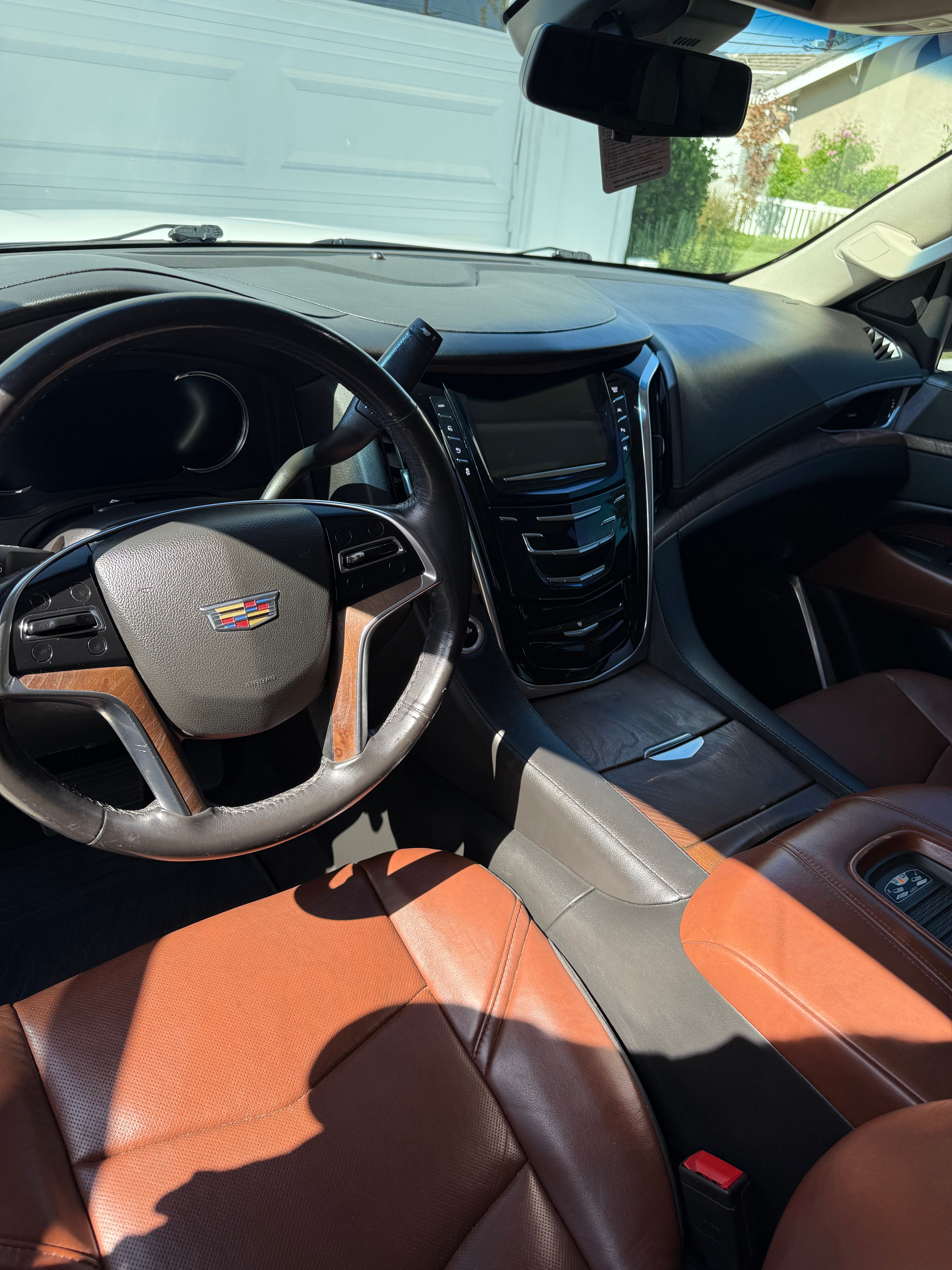 Used 2019 Cadillac Escalade ESV Premium Luxury AWD/4WD image 12