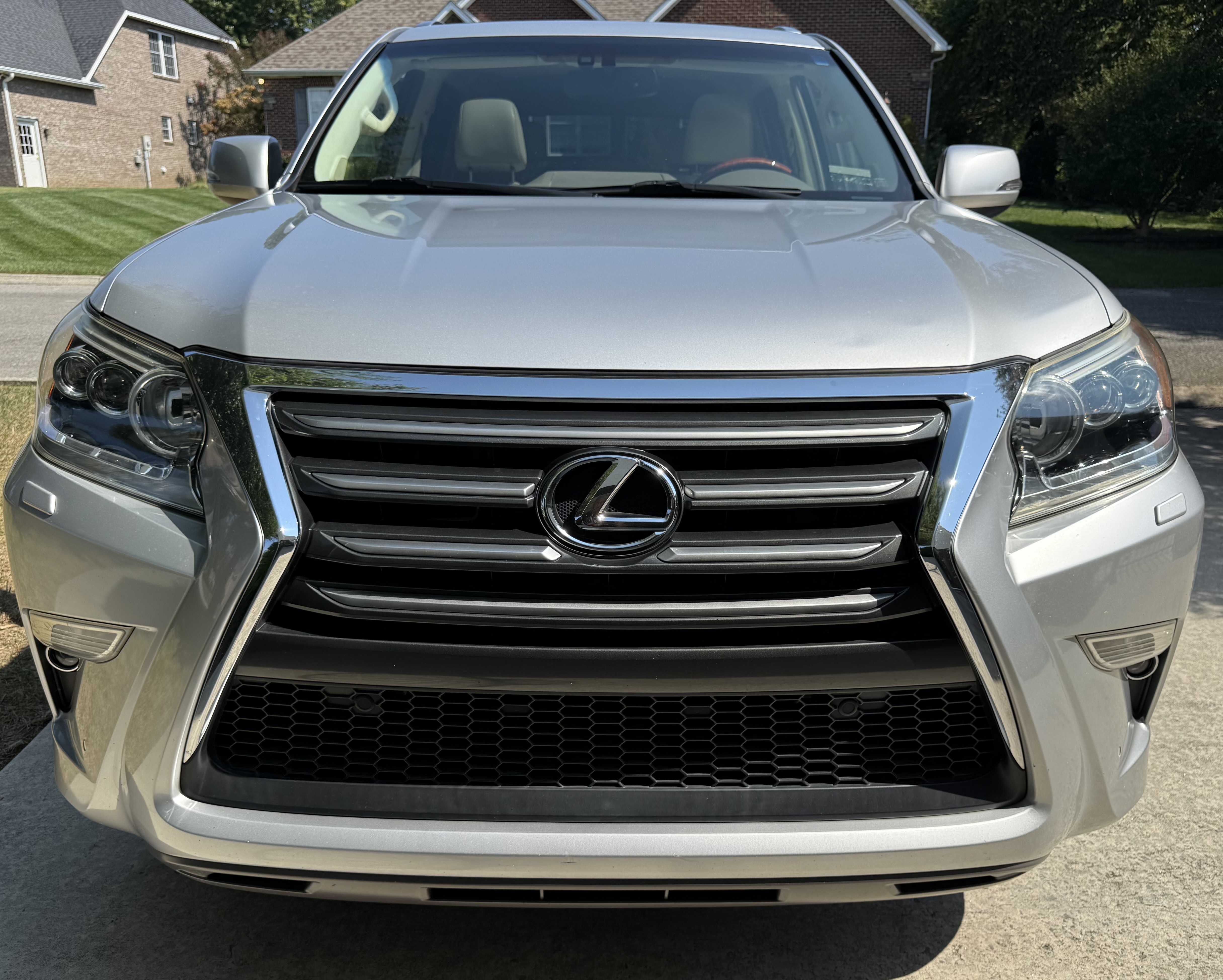 Used 2015 Lexus GX 460 w/ Premium Package AWD/4WD image 13