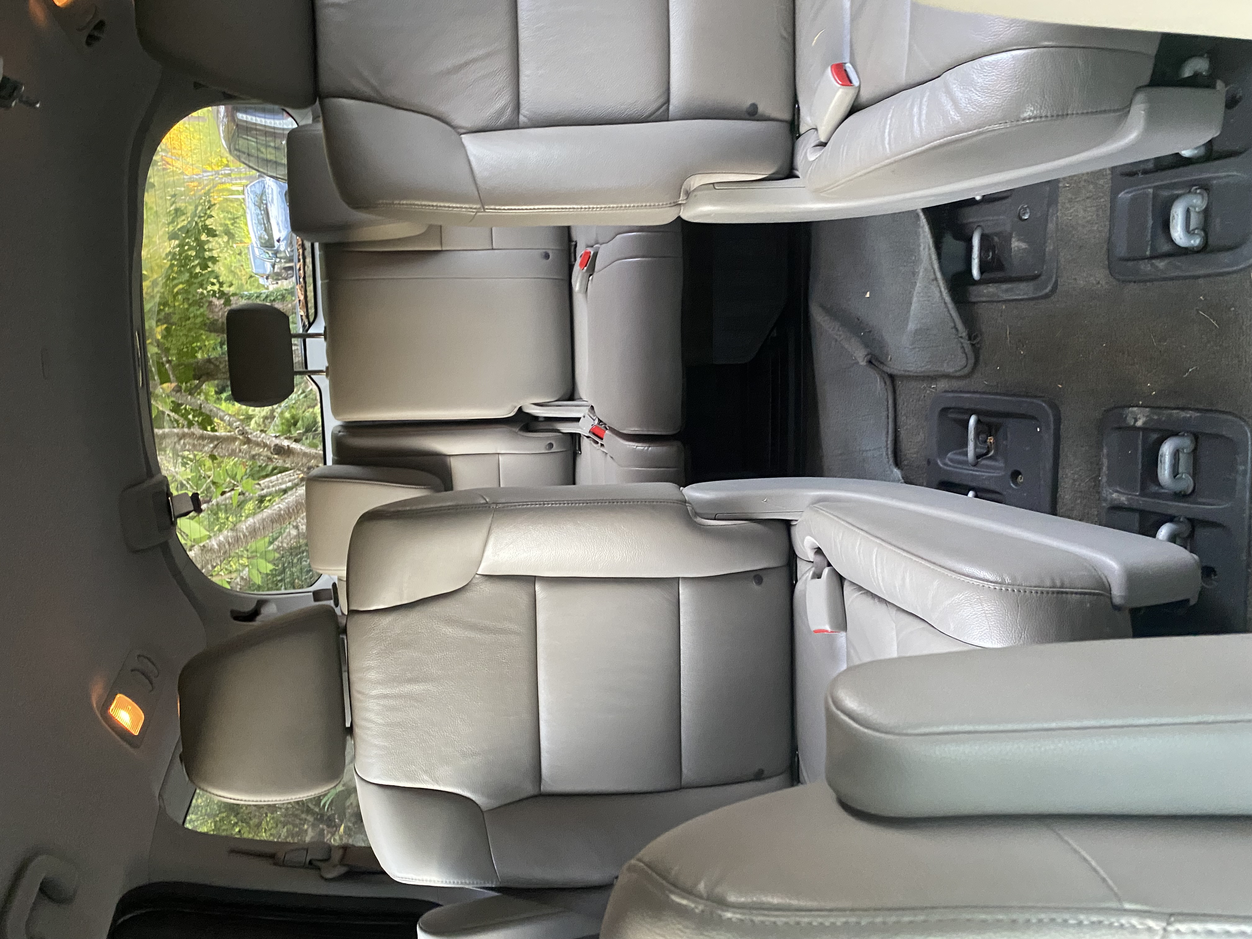 Used 2011 Honda Odyssey EX-L image 8