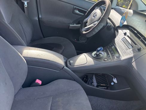Used 2011 Toyota Prius Three FWD image 10