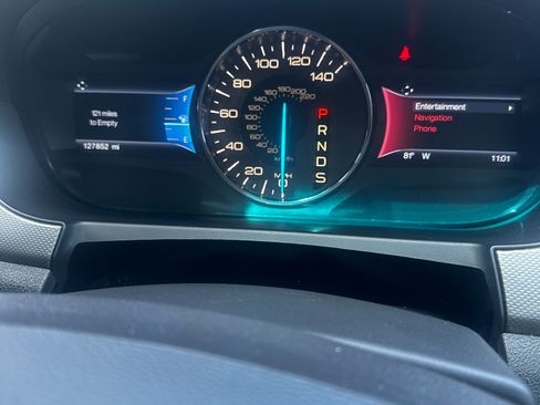 Used 2014 Ford Edge SEL w/ Equipment Group 205A FWD image 5