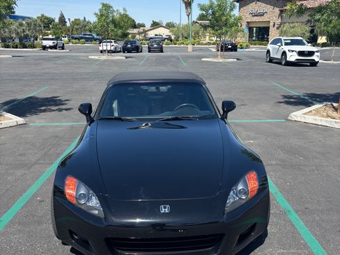 Used 2001 Honda S2000 image 8
