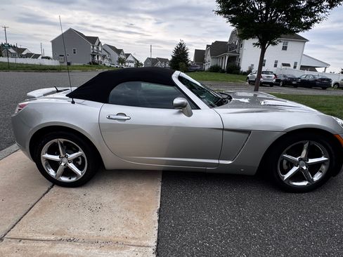 Used 2007 Saturn Sky w/ Premium Trim Pkg RWD image 4