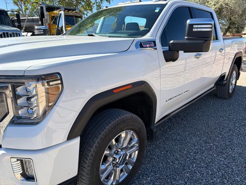 Used 2021 GMC Sierra 2500 Denali w/ Denali Ultimate Package AWD/4WD image 13