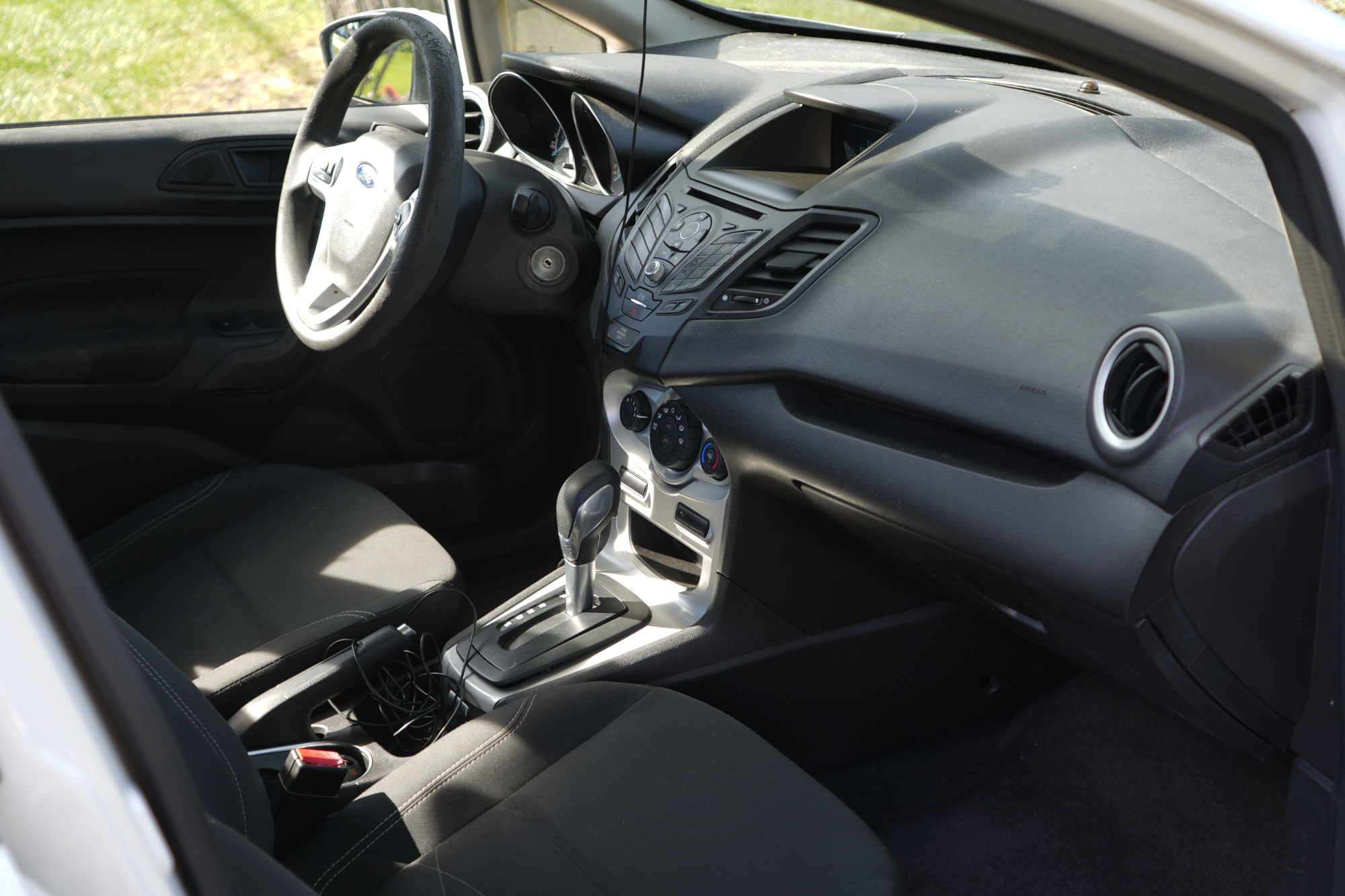 Used 2017 Ford Fiesta SE FWD image 8
