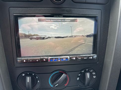 Used 2006 Ford Mustang GT Premium image 6