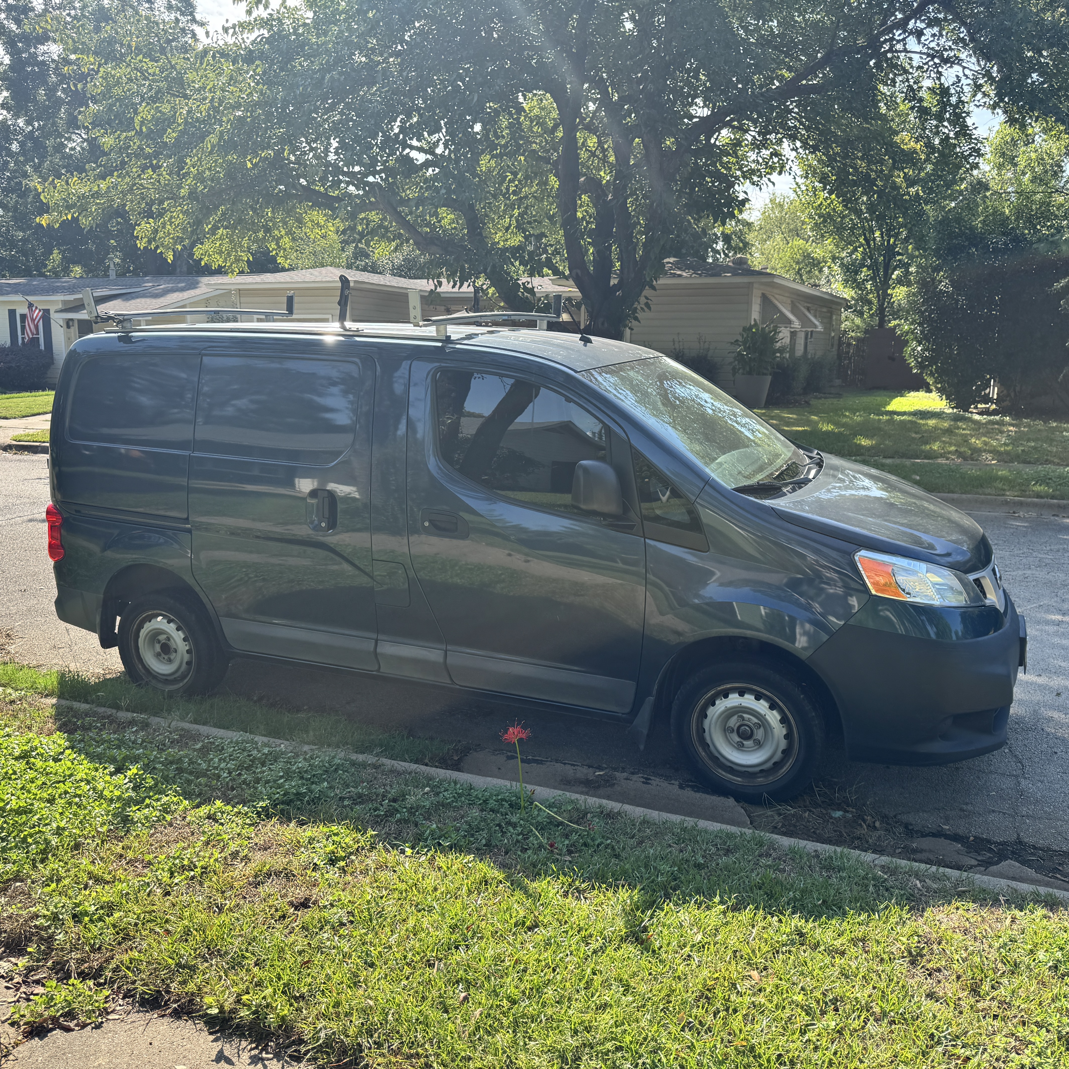 Used 2017 Nissan NV200 S w/ Cruise Control Package FWD image 1