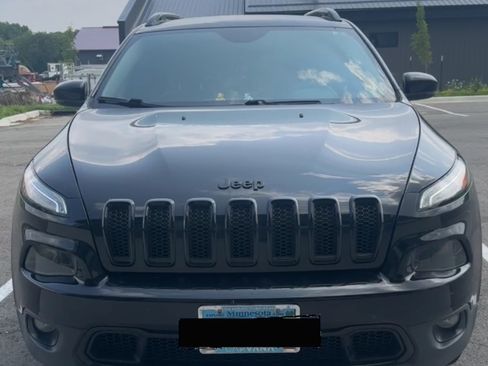 Used 2018 Jeep Cherokee Limited w/ High Altitude Package AWD/4WD image 1