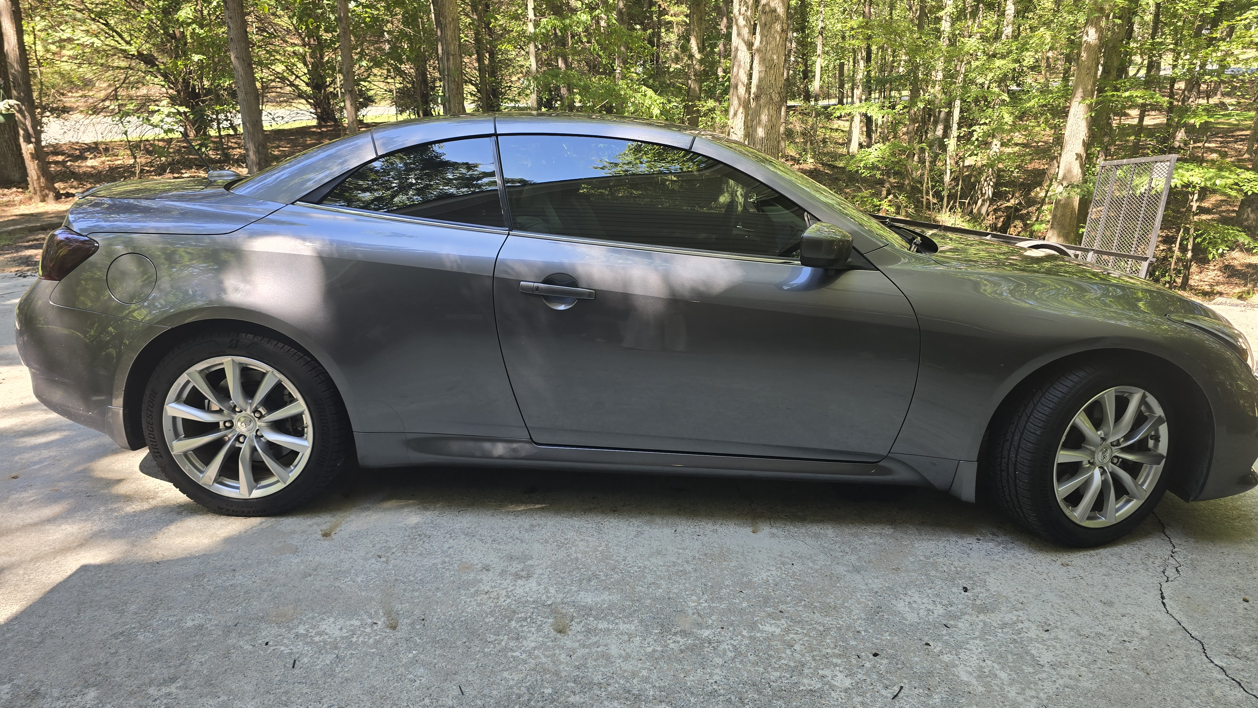 Used 2012 INFINITI G37 Convertible w/ Premium Pkg RWD image 15