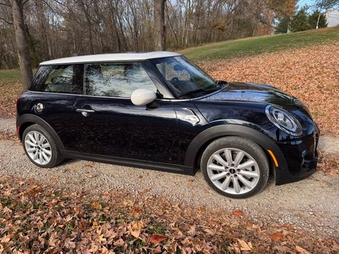 Used 2020 MINI Cooper S image 11