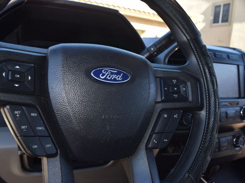 Used 2020 Ford F250 XLT w/ FX4 Off-Road Package image 20