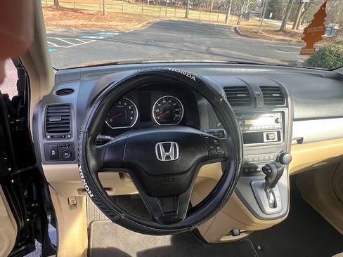 Used 2010 Honda CR-V LX image 9