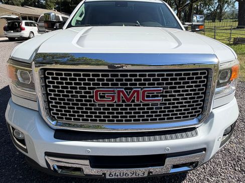Used 2016 GMC Sierra 3500 Denali w/ Duramax Plus Package AWD/4WD image 6
