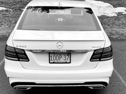 Used 2016 Mercedes-Benz E 350 4MATIC Sedan image 4