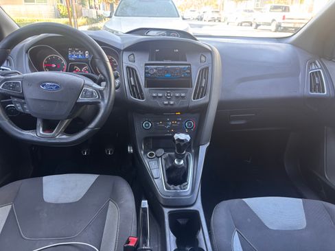 Used 2015 Ford Focus ST FWD image 11