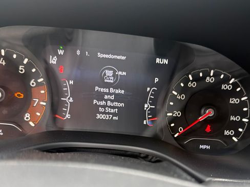 Used 2023 Jeep Compass Latitude AWD/4WD image 16