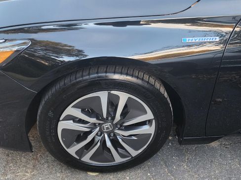 Used 2020 Honda Accord EX image 10