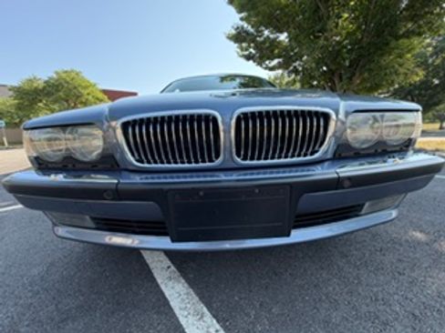 Used 2001 BMW 740iL RWD image 12