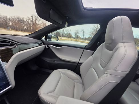 Used 2015 Tesla Model S P85D image 10