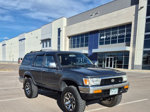 Used 1995 Toyota 4Runner SR5 image 5