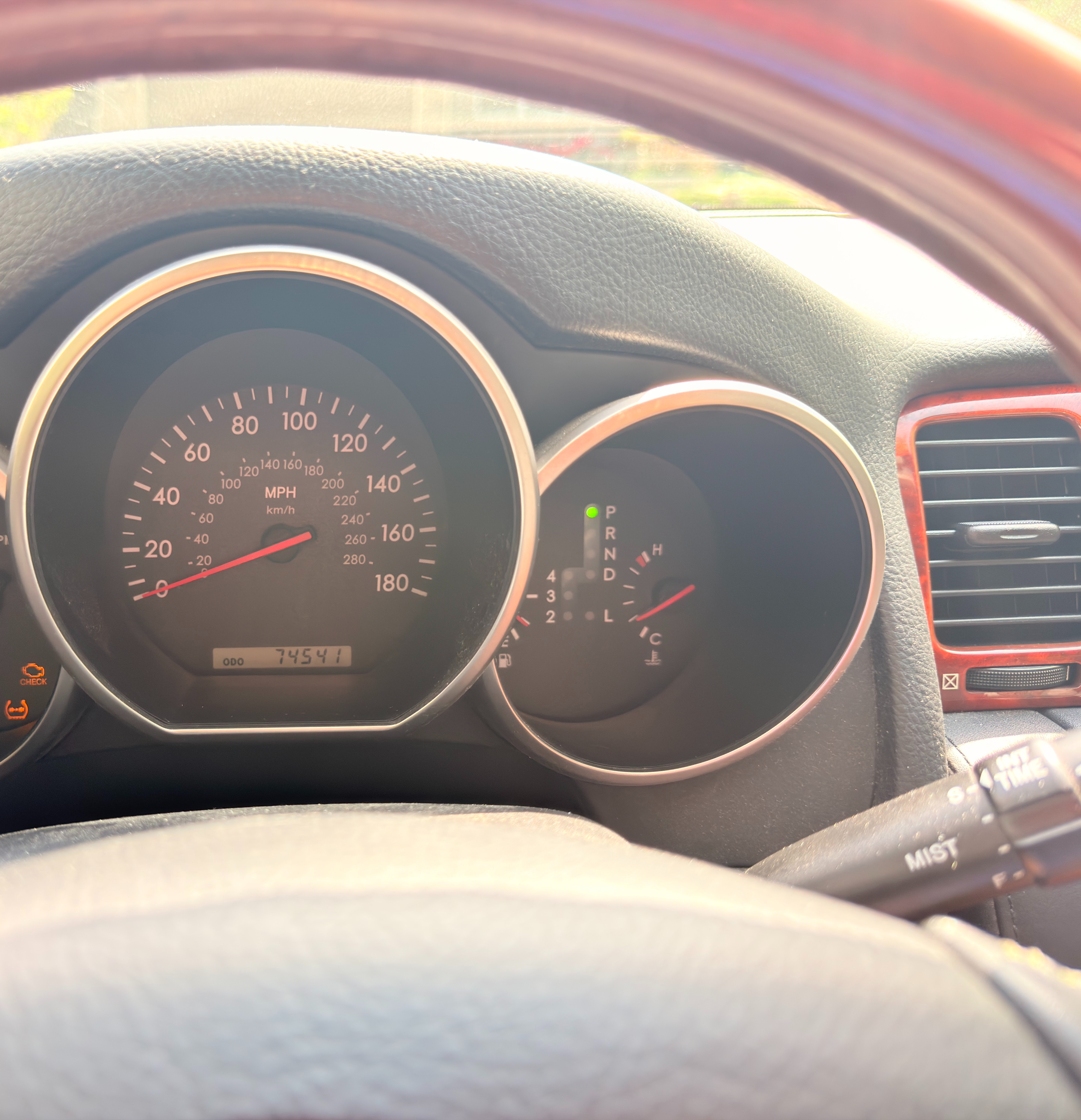 Used 2002 Lexus SC 430 Convertible RWD image 32