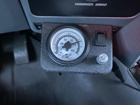 Used 2015 Ford F550 2WD Regular Cab Super Duty w/ Power Equipment Group image 12