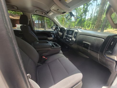 Used 2015 Chevrolet Silverado 1500 LT AWD/4WD image 6