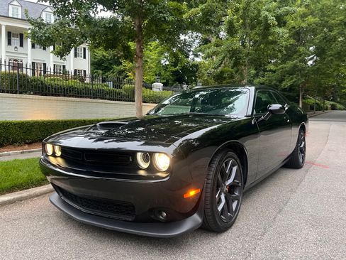 Used 2021 Dodge Challenger GT w/ Blacktop Package image 8