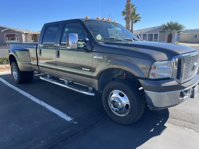 Used 2006 Ford F350 Lariat