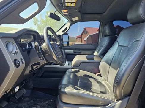 Used 2013 Ford F250 Lariat w/ Lariat Ultimate Pkg image 5