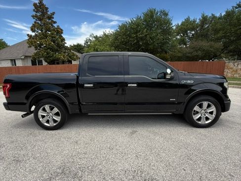 Used 2015 Ford F150 Platinum w/ Equipment Group 701A Luxury RWD image 1