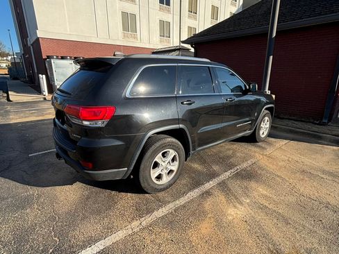 Used 2014 Jeep Grand Cherokee Laredo w/ Quick Order Package 23E image 2