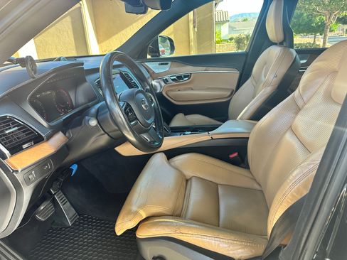 Used 2016 Volvo XC90 T6 AWD/4WD image 10