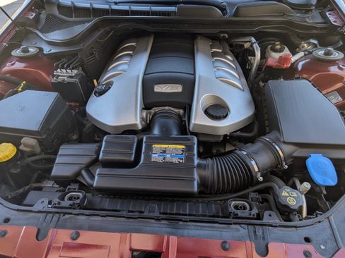 Used 2009 Pontiac G8 GT w/ Premium Package image 2