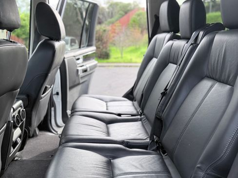 Used 2013 Land Rover LR4 HSE LUX image 8