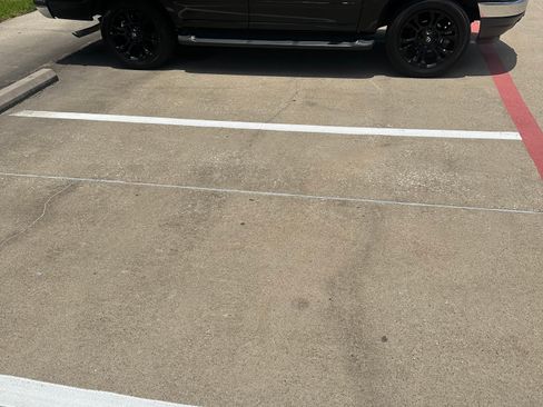 Used 2002 Ford Expedition XLT RWD image 1
