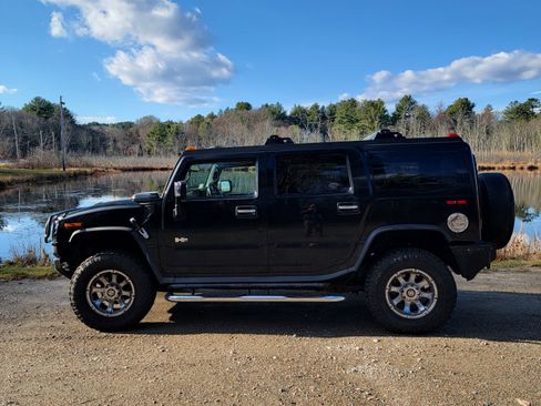 Used 2005 HUMMER H2 w/ Preferred Equipment Group image 8