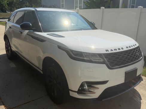 Used 2020 Land Rover Range Rover Velar R-Dynamic S AWD/4WD image 4