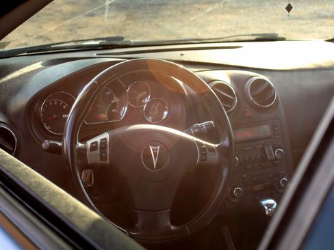 Used 2008 Pontiac G6 GXP w/ Sun And Sound Package FWD image 6