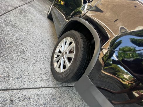 Used 2014 Volkswagen Tiguan SE FWD image 19