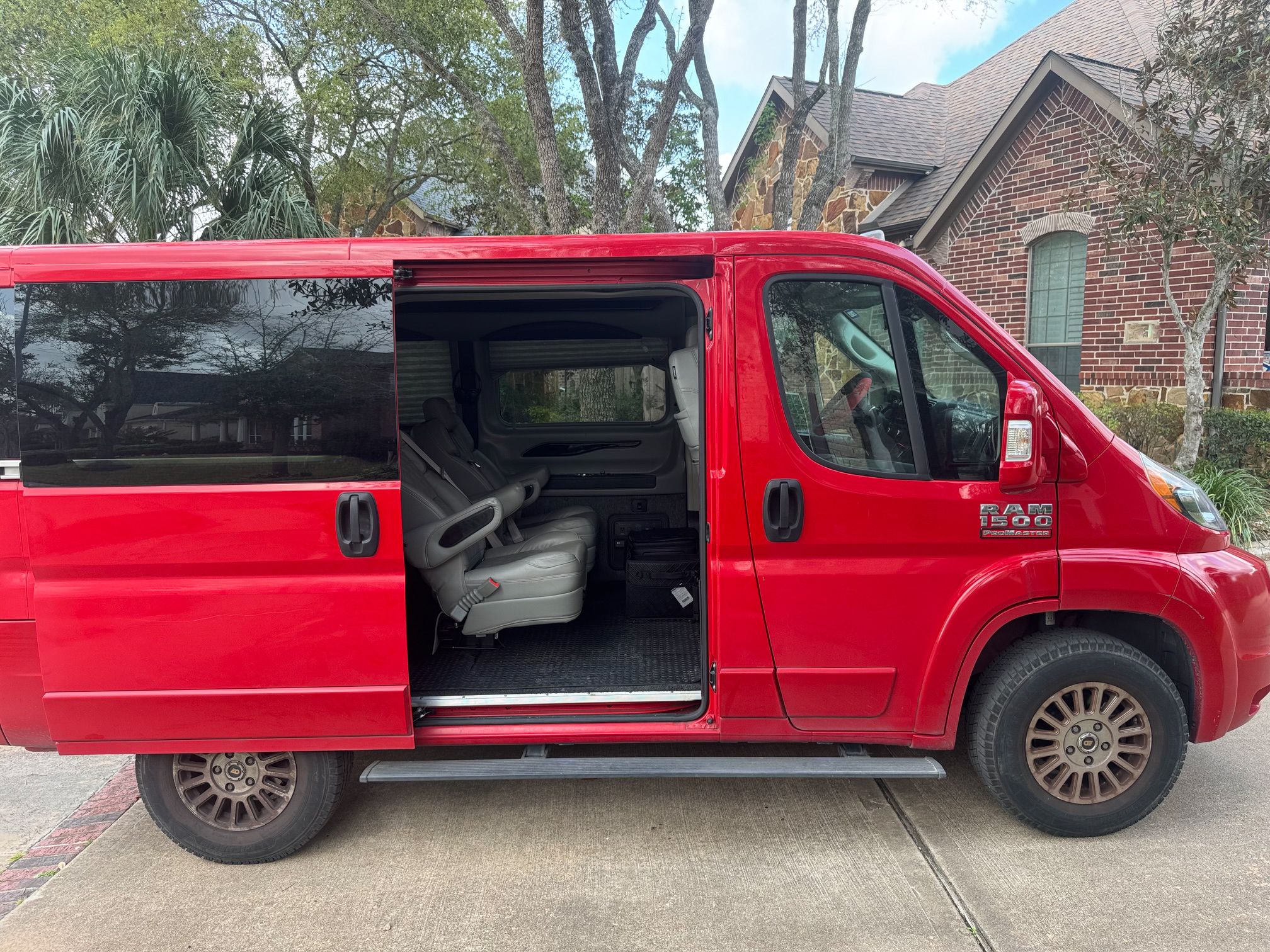 Used 2022 RAM ProMaster 1500 w/ Convenience Group FWD image 2