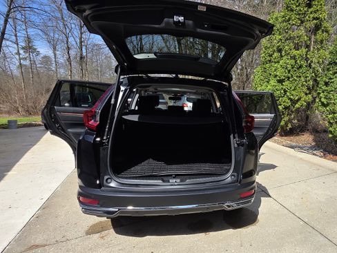 Used 2022 Honda CR-V Touring image 6