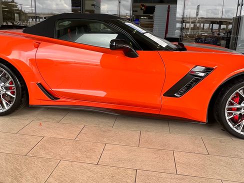 Used 2019 Chevrolet Corvette Z06 image 1