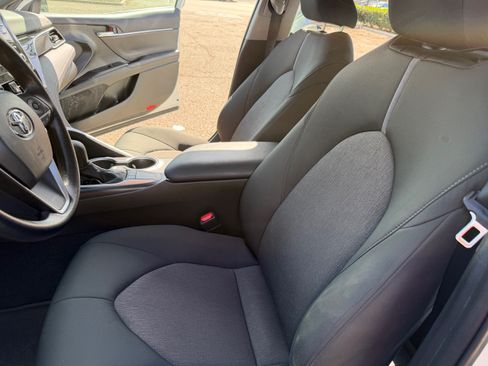 Used 2023 Toyota Camry LE image 9